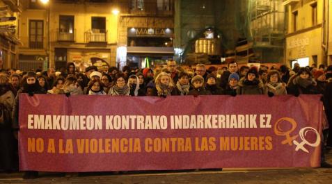 Multitudinaria Protesta En Pamplona Contra El Asesinato De Blanca