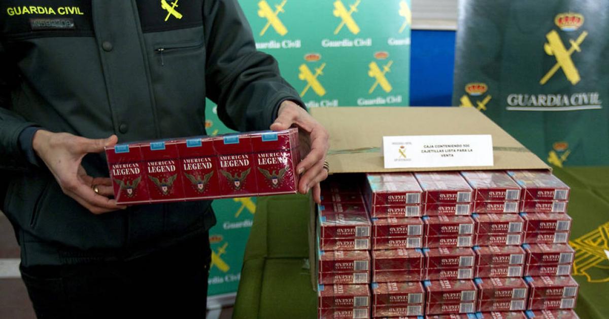 Desmantelada la mayor fábrica de tabaco clandestina de España