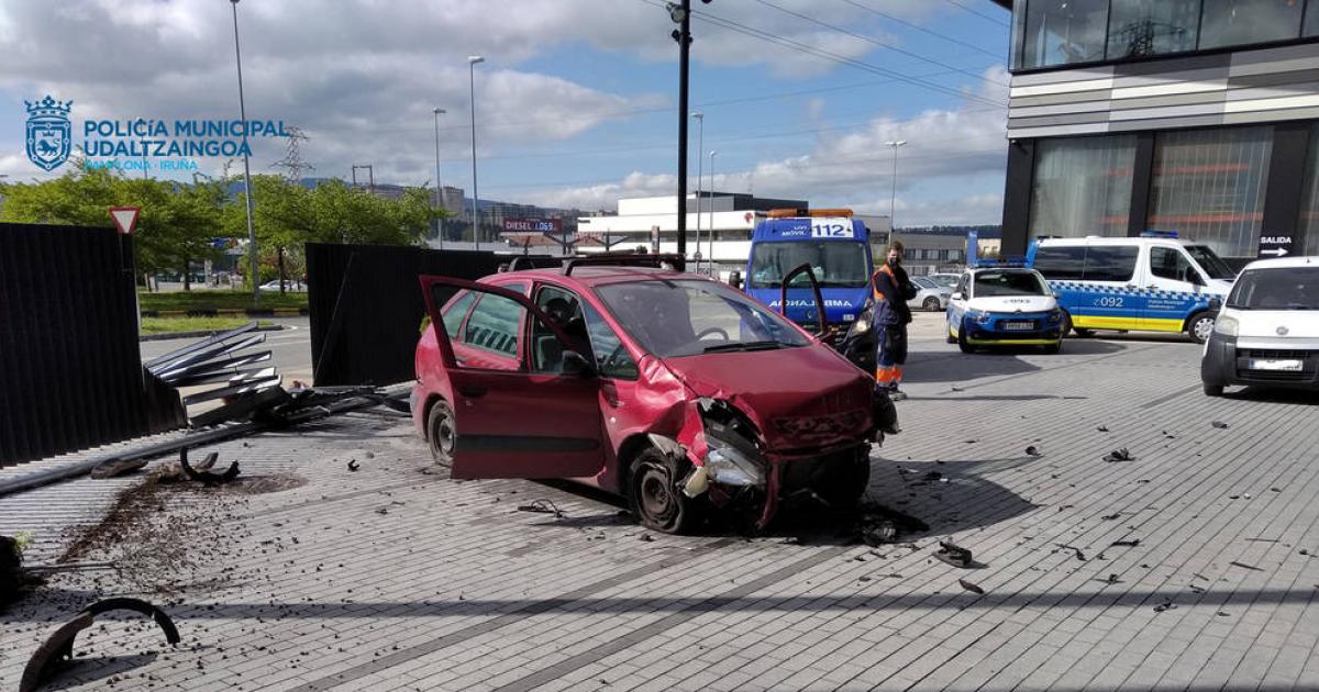 Herida Leve Tras Sufrir Un Aparatoso Accidente En Landaben