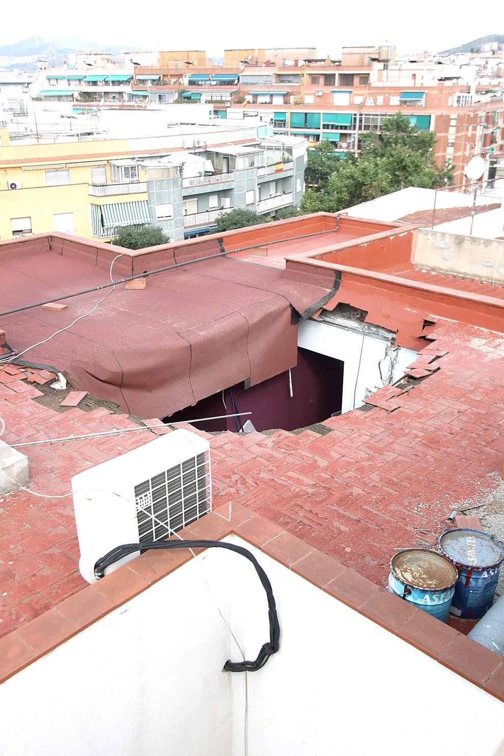 Derrumbe Sin Heridos En Un Edificio De Badalona