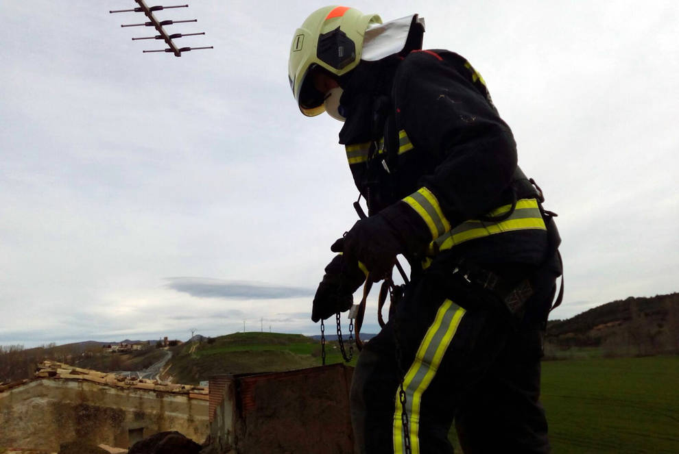 Extinguido Un Fuego De Vegetaci N Junto A La Ermita De La Virgen Del