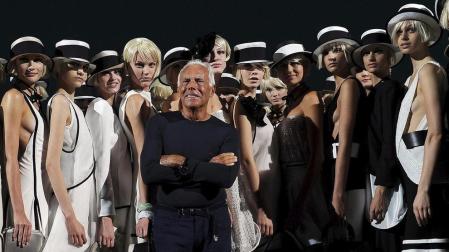 Colección primavera-verano de Emporio Armani presentada durante la Semana de la Moda Femenina en Milán