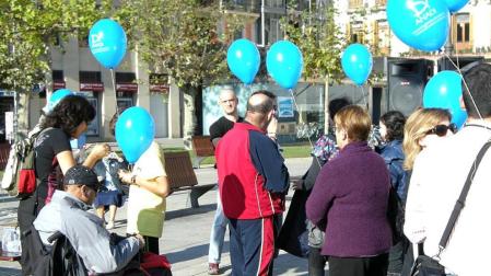 Con motivo de la celebración del Día Mundial de la Diabetes, el próximo día 14, la Asociación Navarra de Diabetes Anadi ha organizado este sábado distintas actividades dirigidas a "sensibilizar" a ciudadanos e instituciones.