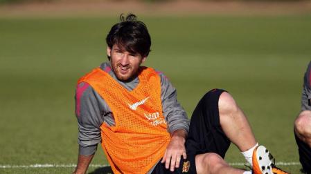 Leo Messi completa su primer entrenamiento con el grupo