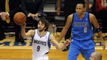 Ricky Rubio, durante la victoria ante Dallas del pasado lunes, en la que brilló con 14 puntos y 7 rebotes. 	EFE