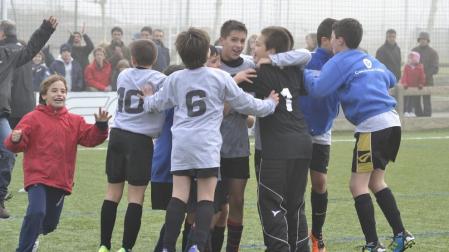 Virgen Blanca, Mendigoiti, Amaiur y Cardenal Ilund&aacute;in, en semifinales