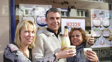 Celebraciones de los agraciados con el sorteo de 'El Niño'