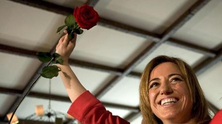 Chac&oacute;n quiere "recargar" el PSOE y sacarle del inmovilismo