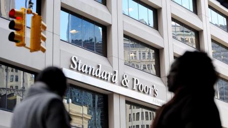 S&amp;P rebaja en dos escalones la nota de Espa&ntilde;a y otros 8 pa&iacute;ses de la eurozona