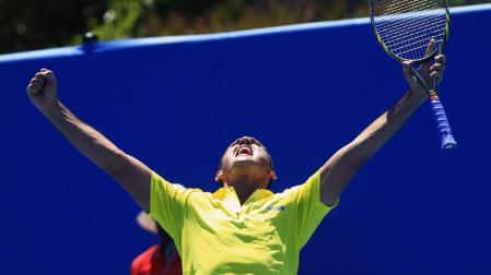 Almagro aleja los fantasmas de Kubot y supera la primera ronda