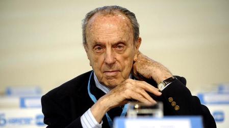 Imágenes de Manuel Fraga, que ha fallecido este domingo