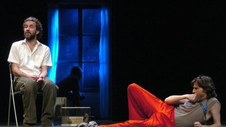 Alberto San Juan y Guillermo Toledo, en 'El montaplatos'