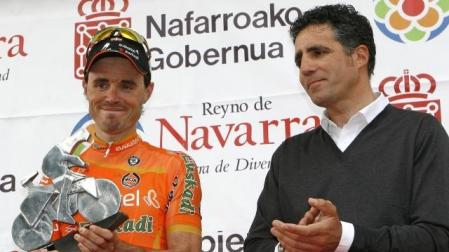 Miguel Induráin y Samuel Sánchez, último vencedor de la clásica de Estella. MONTXO AG