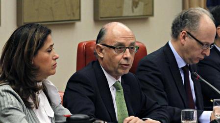 Montoro asegura que el Gobierno no subir&aacute; m&aacute;s impuestos