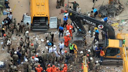 Se elevan a cinco las v&iacute;ctimas del derrumbe de tres edificios en R&iacute;o de Janeiro