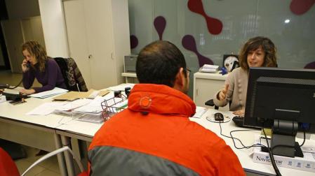 42.500 navarros est&aacute;n en paro, el 13,82% de la poblaci&oacute;n activa