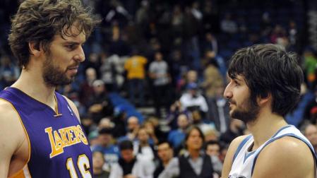 Pau Gasol brilló ante Ricky Rubio