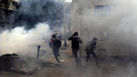 Los violentos disturbios en El Cairo se cobran la vida de un militar y un civil