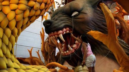 La Ciudad de la Samba ultima sus carrozas para el Carnaval
