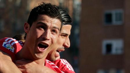 Un taconazo de Cristiano rescata al líder