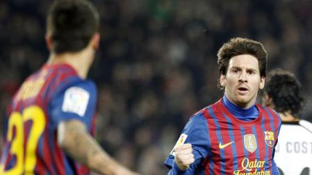 Cuatro goles de Messi reaniman al Barcelona en la persecuci&oacute;n del Madrid