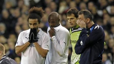 Muamba se desploma en el campo y se suspende el Tottenham-Bolton