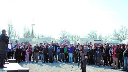 Falces inaugura el parking para autocaravanas