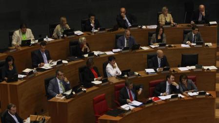 El Parlamento aprueba sin cambios la subida del IRPF