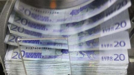El Tesoro coloca m&aacute;s de 6.600 millones de deuda a largo plazo