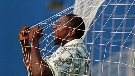 Fallece Yekini por una rara enfermedad