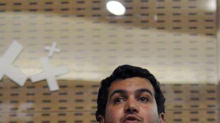 Alejandro Ambrad: "Para encontrar trabajo hay que ser creativo"
