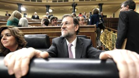 Rajoy pide a Amaiur que posibilita la disoluci&oacute;n definitiva de ETA