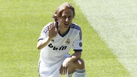 Modric ya luce de blanco