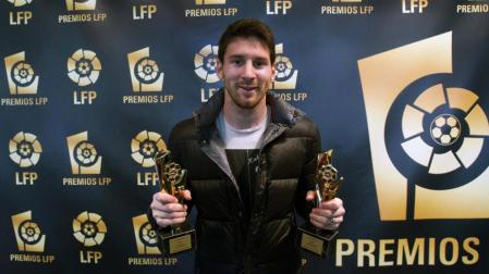 Messi recibe el premio de la LFP como mejor jugador de la 2011-12
