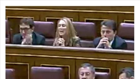 70.000 personas piden la dimisión de Fabra en Internet