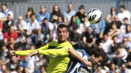 El Dépor gana al Espanyol y recorta distancias (2-0)