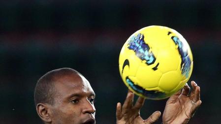 Abidal: "El Barcelona no me pag&oacute; cuando estuve enfermo"