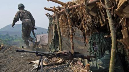 Combates entre rebeldes y el Ej&eacute;rcito provocan 130 muertos