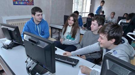 El centro de la localidad del EGA es el protagonista del "Cole a cole" del 4 de marzo de 2014.