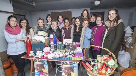 200 cajas para ayudar a Kenia