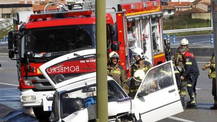 Ocho muertos en seis accidentes de tr&aacute;fico durante el fin de semana