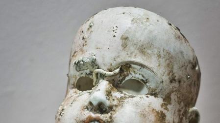 Una mu&ntilde;eca del Titanic termina en un museo en Ayamonte