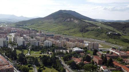El Ayuntamiento de Pamplona 'rejuvenece' el parque del Mundo