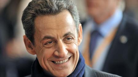 Sarkozy volvería a la política ante una situación grave en Francia