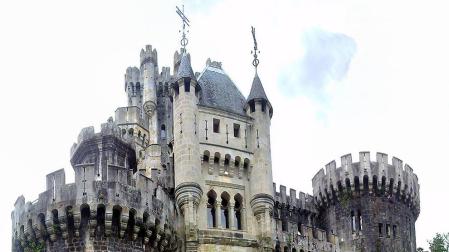 El Castillo de Butrón, en Bizkaia, a subasta