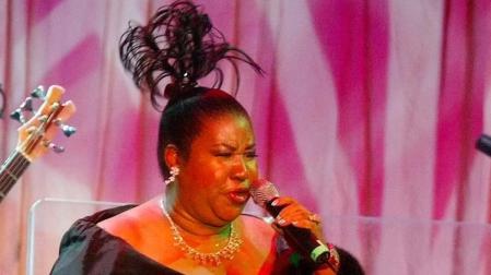 Aretha Franklin versiona a las grandes divas