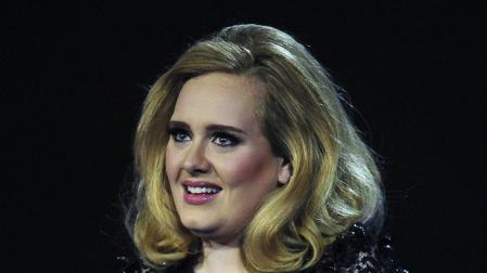 Adele podr&iacute;a tener nuevo disco y gira los pr&oacute;ximos meses