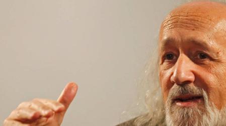 El festival Corto y Creo contará con Montxo Armendáriz