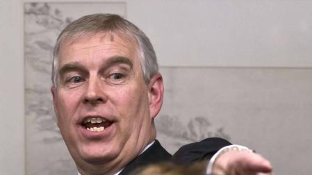 El príncipe Andrés niega  haber abusado sexualmente de una menor