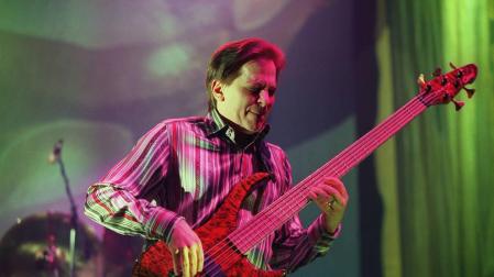 Fallece el bajista de la banda de rock Toto, Mike Porcaro